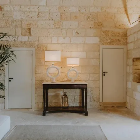 Seventeenth-century In Salento With Pool 度假居 加拉托内