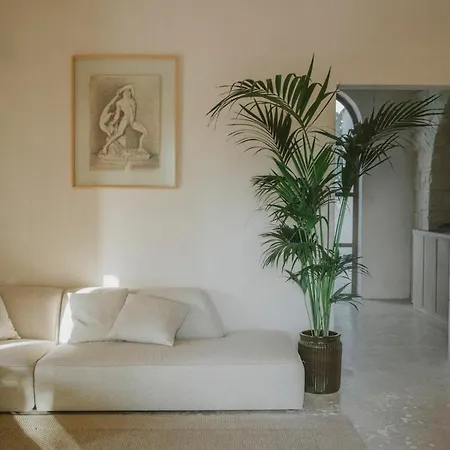 度假居 Seventeenth-century In Salento With Pool